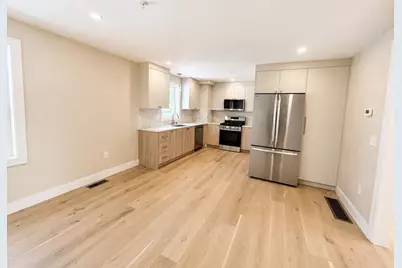 562 Gorham Street #05, Lowell, MA 01852 - Photo 8