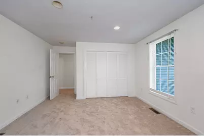 4 Georgetowne #4, Nashua, NH 03062 - Photo 14