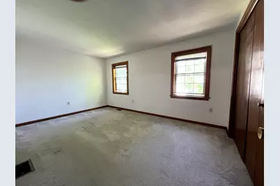 80 Smith St #2A, Lowell, MA 01851 - Photo 10