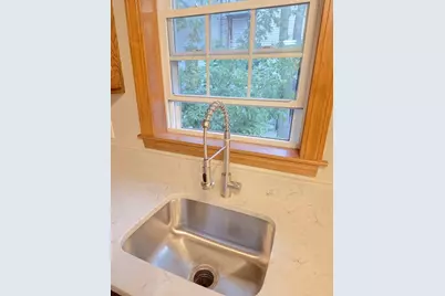 80 Smith St #2A, Lowell, MA 01851 - Photo 8