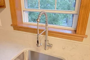 80 Smith St, Lowell, MA 01851 - Photo 8