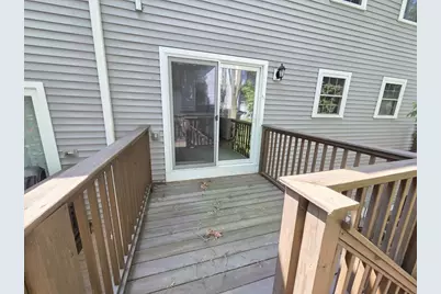80 Smith St #2A, Lowell, MA 01851 - Photo 2