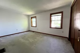 80 Smith St, Lowell, MA 01851 - Photo 10