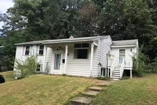 170 Bradley St, Lowell, MA 01850 - Photo 2