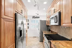 1002 Pine Brook Dr, Peabody, MA 01960 - Photo 8