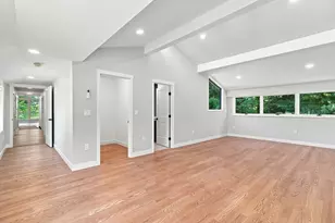 20 Wachusett St, Leominster, MA 01453 - Photo 10