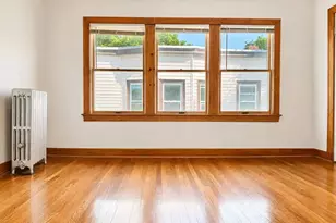 126 Albion, Somerville, MA 02144 - Photo 2