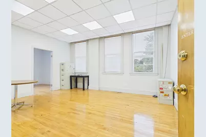 85 Elm St #21, West Springfield, MA 01089 - Photo 10