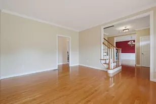 6 Waterville St, Shrewsbury, MA 01545 - Photo 4