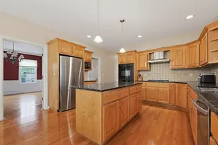 6 Waterville St, Shrewsbury, MA 01545 - Photo 8