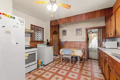 16 Holmfield Ave, Boston, MA 02136 - Photo 8