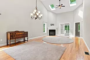 82 Beech Hill Rd, West Springfield, MA 01089 - Photo 8