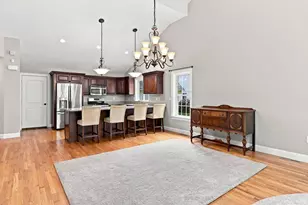 82 Beech Hill Rd, West Springfield, MA 01089 - Photo 10