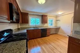 54-56 Noble St, Newton, MA 02465 - Photo 6