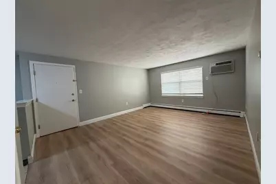 32 Bradford Street #8, Concord, MA 01742 - Photo 4