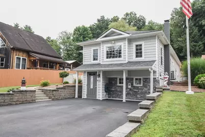 102 Lakeshore Dr, West Brookfield, MA 01585 - Photo 4