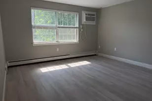 32 Bradford St, Concord, MA 01742 - Photo 12