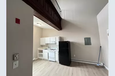92 Gorham Street #304, Lowell, MA 01852 - Photo 4