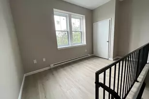 92 Gorham St, Lowell, MA 01852 - Photo 10
