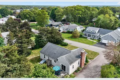 27 Bellavista Dr, Bourne, MA 02559 - Photo 4