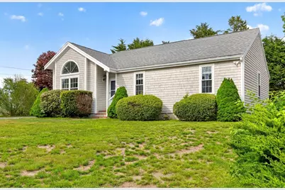 27 Bellavista Dr, Bourne, MA 02559 - Photo 2