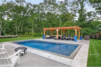 105 Whalers Walk, Edgartown, MA 02539 - Photo 2