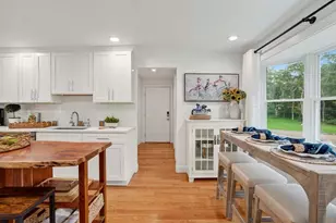 105 Whalers Walk, Edgartown, MA 02539 - Photo 18
