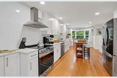 105 Whalers Walk, Edgartown, MA 02539 - Photo 16