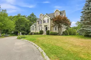 3 Arborcrest Rd, Amesbury, MA 01913 - Photo 2