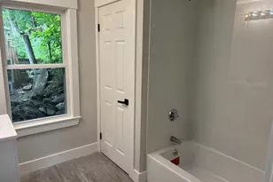 22 Pleasant St, Fitchburg, MA 01420 - Photo 12