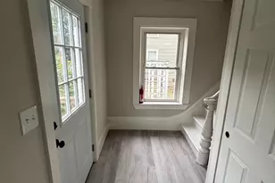 22 Pleasant St, Fitchburg, MA 01420 - Photo 40