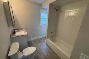 22 Pleasant St, Fitchburg, MA 01420 - Photo 20