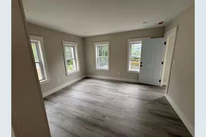 22 Pleasant St, Fitchburg, MA 01420 - Photo 28