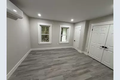 22 Pleasant St, Fitchburg, MA 01420 - Photo 20