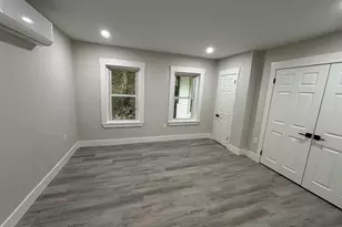 22 Pleasant St, Fitchburg, MA 01420 - Photo 20