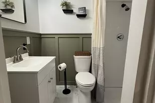 16 Lynn St, Peabody, MA 01960 - Photo 10