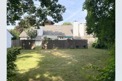 233 Lake St #D, Weymouth, MA 02189 - Photo 12