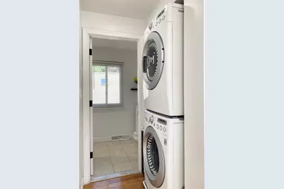 233 Lake St #D, Weymouth, MA 02189 - Photo 6