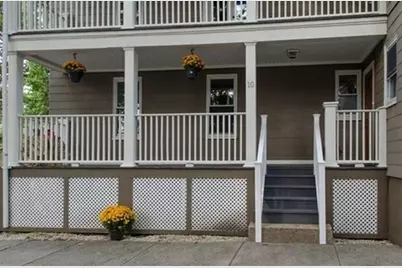 10 Pratt St #1, Salem, MA 01970 - Photo 2