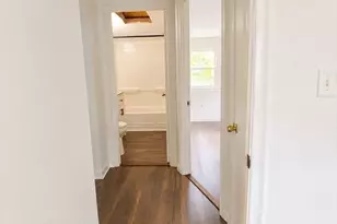 75-77 Tulsa St, Springfield, MA 01118 - Photo 16