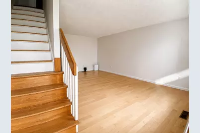 75-77 Tulsa Street #75, Springfield, MA 01118 - Photo 2