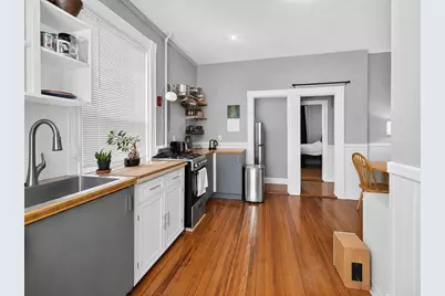 41 Walnut St #1R, Somerville, MA 02143 - Photo 2
