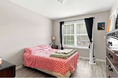 9-11 James St, Holyoke, MA 01040 - Photo 22