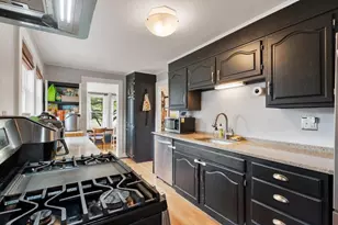 2 Coolidge St, Westford, MA 01886 - Photo 8