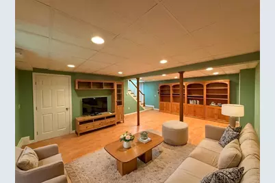 9 Bancroft St, Pepperell, MA 01463 - Photo 8