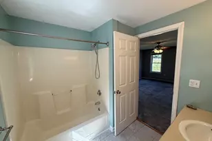 9 Bancroft St, Pepperell, MA 01463 - Photo 24