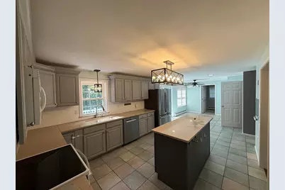 9 Bancroft St, Pepperell, MA 01463 - Photo 14
