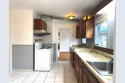 40 Almont St #2, Medford, MA 02155 - Photo 4