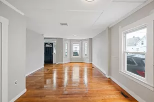 4 Pollard Ave, Lowell, MA 01850 - Photo 8