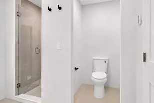 409 Pearl St, Reading, MA 01867 - Photo 10
